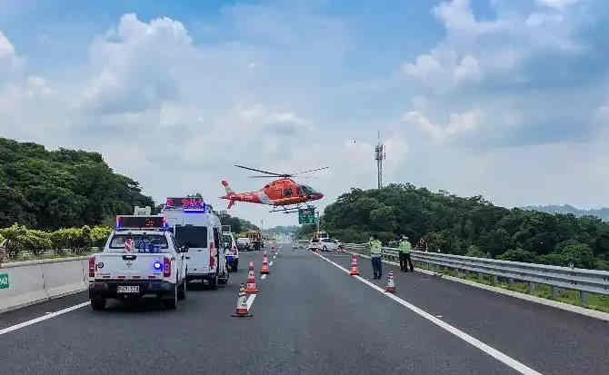 咸丰高速公路汽车救援案例